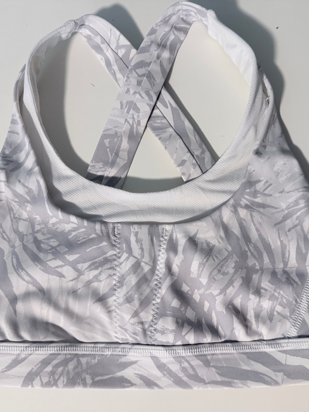 lululemon athletica White & Light Gray Leaf-Print Crisscross Sports Bra